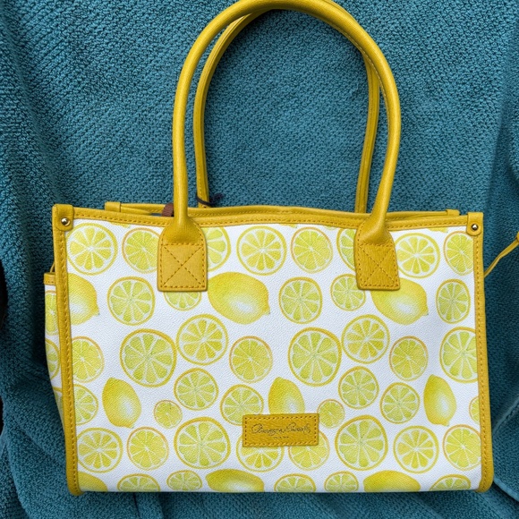 Dooney & Bourke Handbags - Dooney & Bourke tote